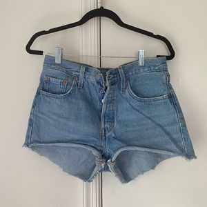 LEVI 501 shorts